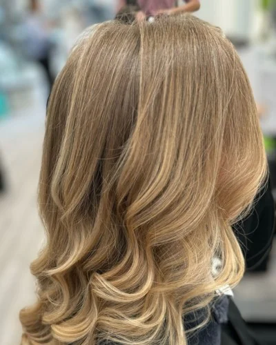 Fabi Hair and Makeup – Professional hairstyling & makeup for any occasion! Specializing in blowouts, haircuts, balayage, highlights, Mega Hair, and keratin treatments (with or without formaldehyde). Service in New York